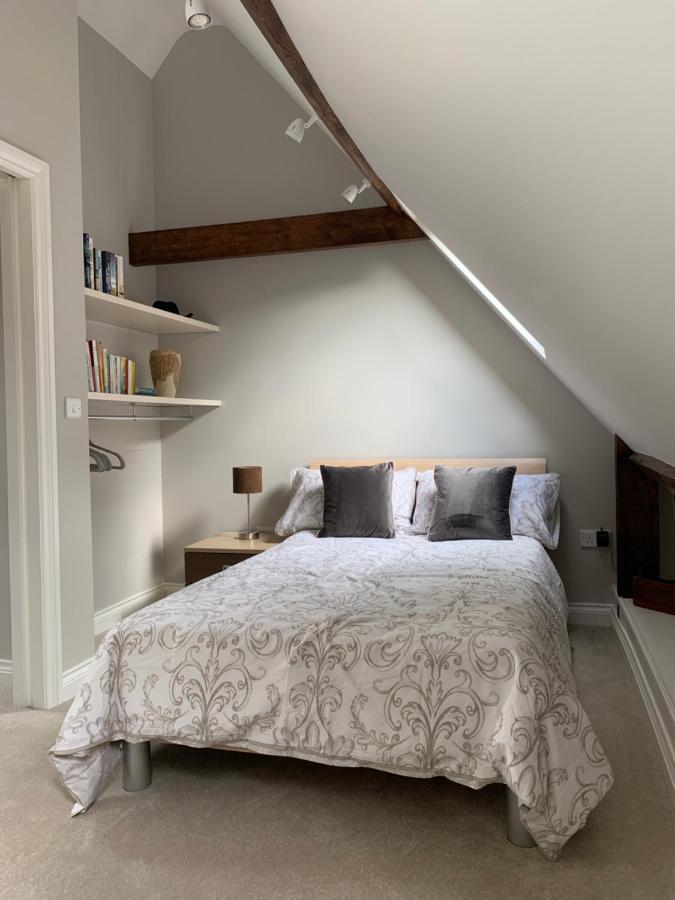 Ferienwohnung The Barn House Cranleigh Exterior foto